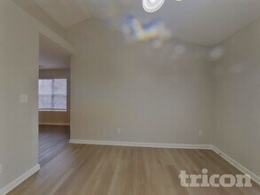 2043 Big Cypress Ln in Locust Grove, GA - Foto de edificio - Building Photo