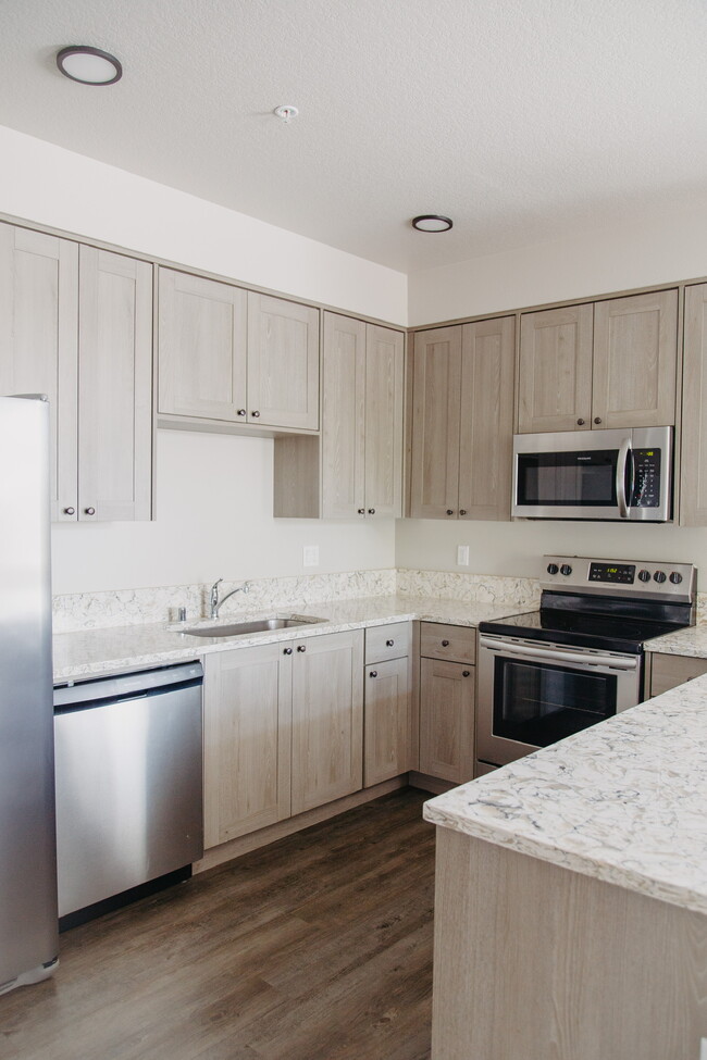 Sunlight Estates in Vancouver, WA - Building Photo - Building Photo