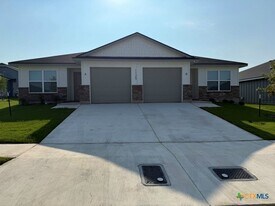 1125 Lindsey Dr in Copperas Cove, TX - Building Photo