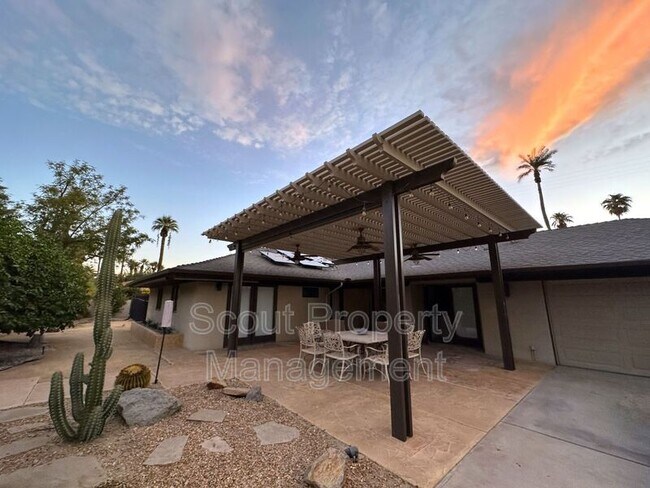 46560 Cameo Palm Dr in La Quinta, CA - Building Photo - Building Photo