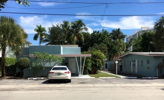 139 SE 7th Ave in Delray Beach, FL - Building Photo - Building Photo