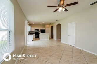 910 Countess Ave in Lehigh Acres, FL - Building Photo - Building Photo