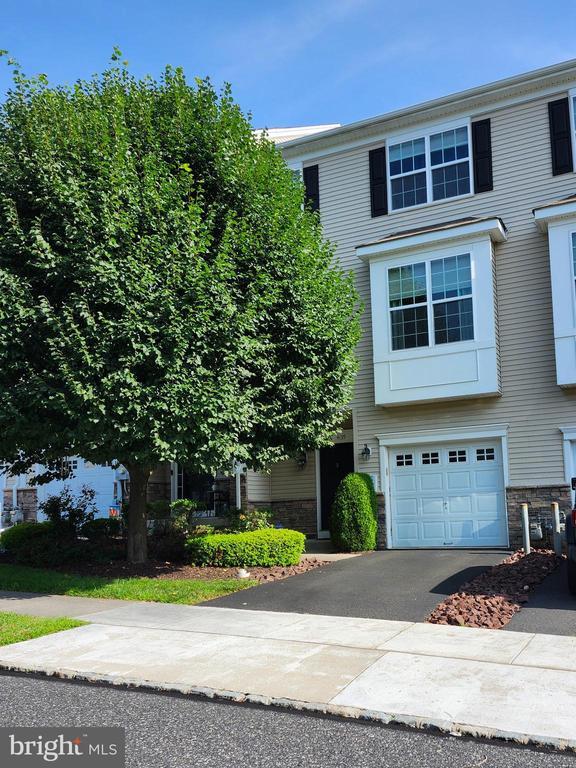 property at 4139 Yorktown Rd