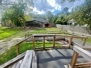 565 Campus St in Beaumont, TX - Building Photo - Building Photo