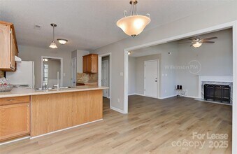9611 Nancy Marie Ct in Charlotte, NC - Building Photo - Building Photo