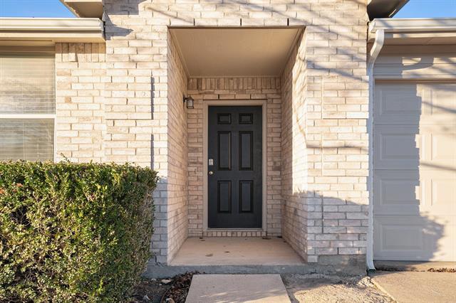 936 Rose Crystal Way in Fort Worth, TX - Building Photo - Building Photo