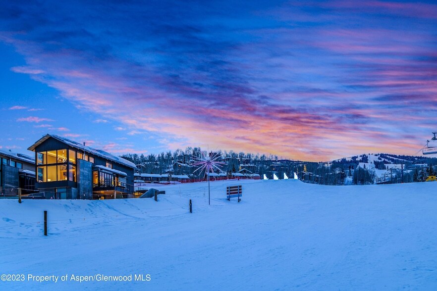 411 Wood Rd, Unit 514-12 in Snowmass Village, CO - Building Photo