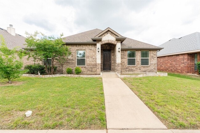 210 Cool Meadows Ln, Unit 6-516 in Red Oak, TX - Building Photo - Building Photo