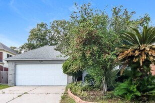 7131 Maple Walk Dr in Humble, TX - Building Photo