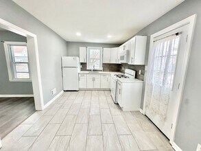 338 Broad St in Elmer, NJ - Building Photo - Building Photo