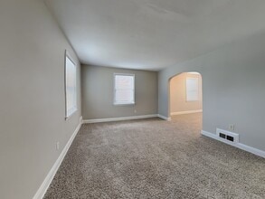 6204 Tramore Rd in Baltimore, MD - Building Photo - Building Photo