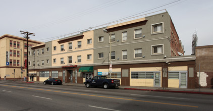 The New Terminal Hotel in Los Angeles, CA - Building Photo - Building Photo