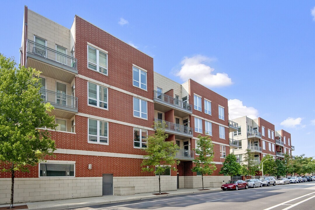 Reside on Jackson in Chicago, IL - Foto de edificio