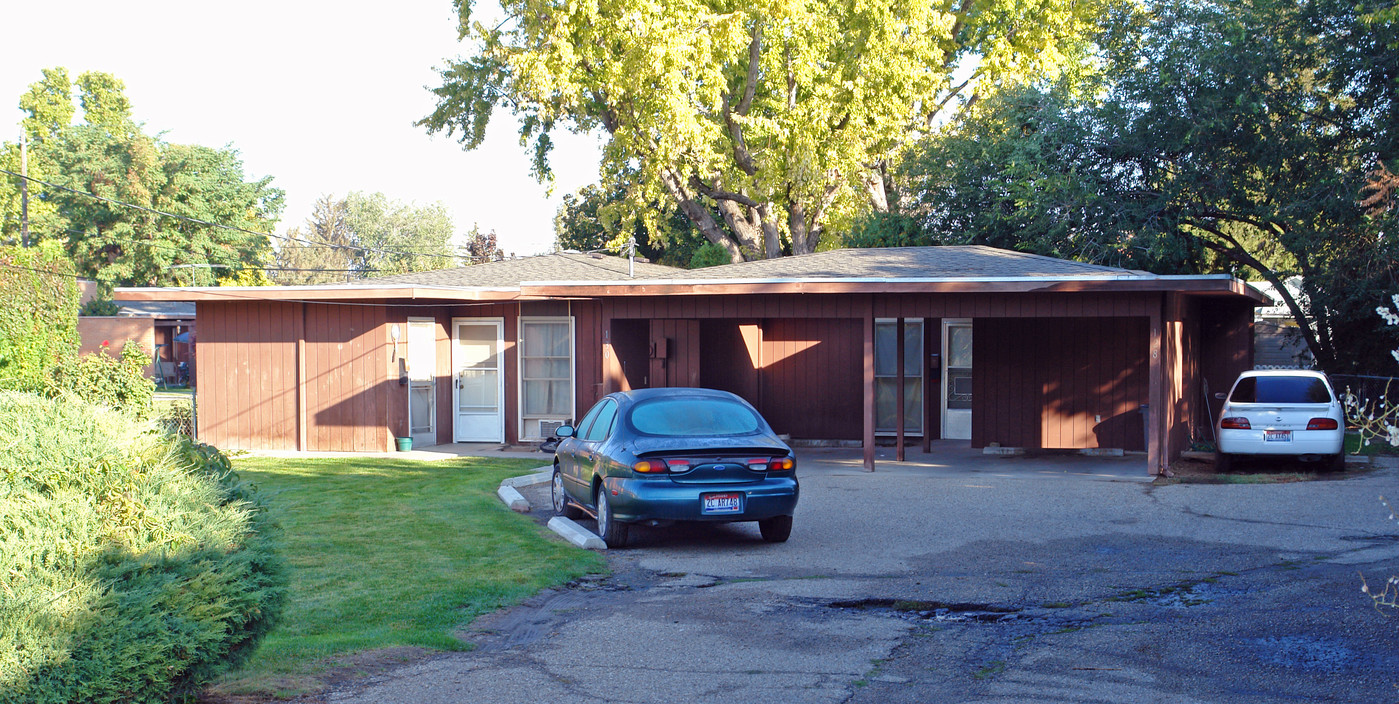 123 Davis Ave in Nampa, ID - Building Photo