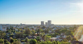 10724 Wilshire Blvd, Unit 809 in Los Angeles, CA - Building Photo