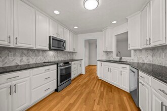 208 56th St in Virginia Beach, VA - Building Photo - Building Photo