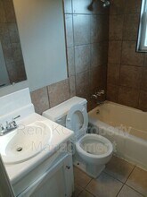 5038 N Topping Ave in Kansas City, MO - Building Photo - Building Photo