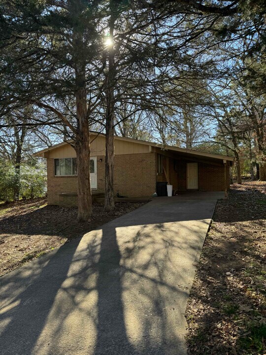 2117 Sunshine Dr in Heber Springs, AR - Building Photo