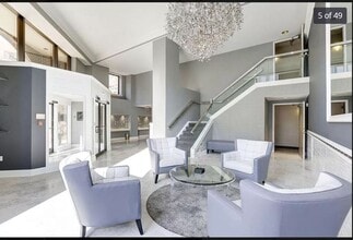 2111 Wisconsin Ave NW, Unit 314 in Washington, DC - Building Photo - Building Photo