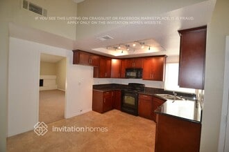 2955 Red Hawk Way in Sacramento, CA - Building Photo - Building Photo