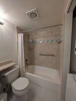 6970 California Ave SW in Seattle, WA - Building Photo