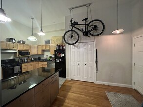 253 Norfolk St, Unit 1-4 in Cambridge, MA - Building Photo - Building Photo