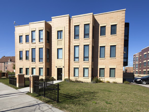 Sullivan Station in Chicago, IL - Building Photo - Building Photo