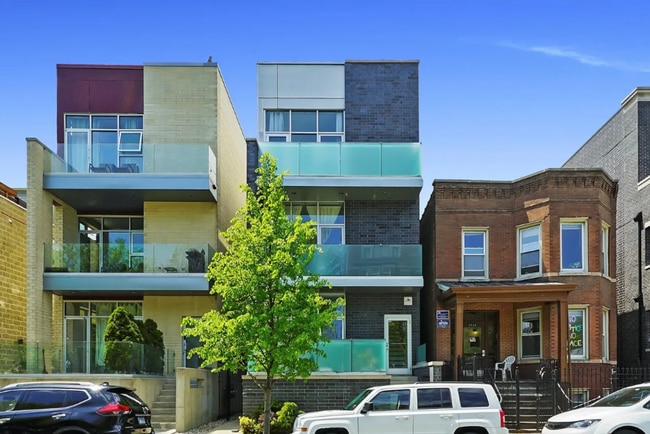 property at 2738 N Southport Ave