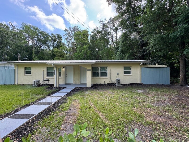 5757 Antoinette Ln in Jacksonville, FL - Building Photo