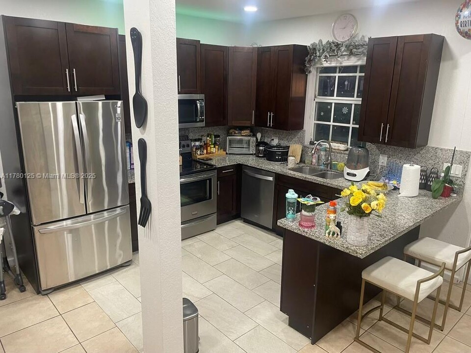 473 NE 21st Terrace in Homestead, FL - Building Photo