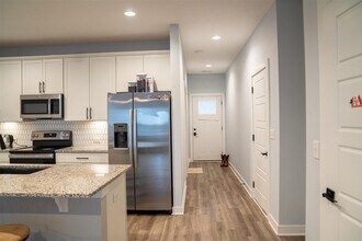 952 Anise Ln in Bowling Green, KY - Building Photo - Building Photo