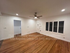 1910 W 94th Pl in Los Angeles, CA - Building Photo - Building Photo