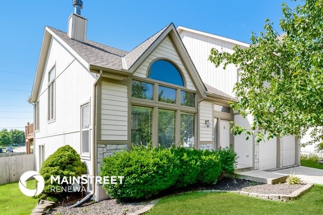 5424 Noble St, Unit 914 in Shawnee, KS - Foto de edificio - Building Photo