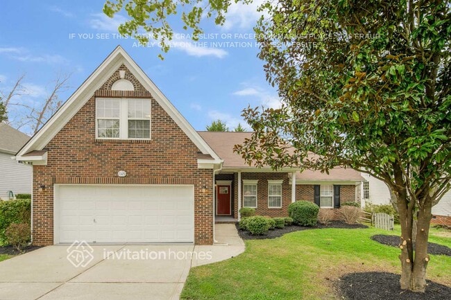 7329 Claiborne Woods Rd in Charlotte, NC - Building Photo - Building Photo