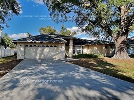 1060 Colony Arms Dr in Lakeland, FL - Building Photo