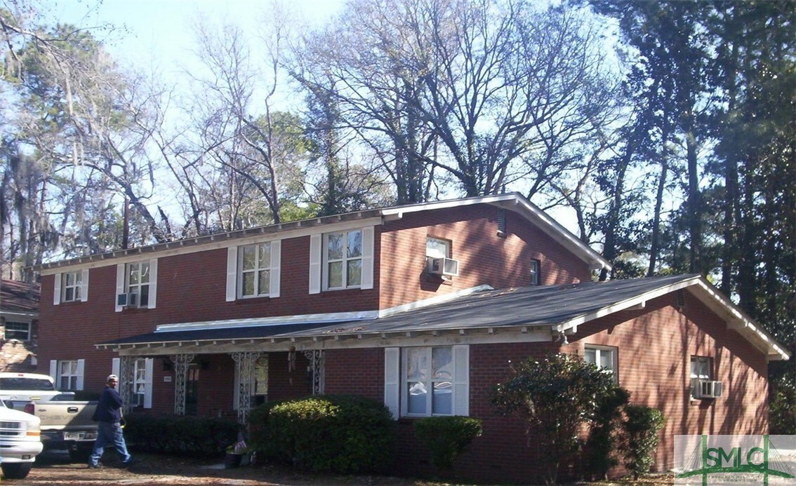 4906 Bull St in Savannah, GA - Foto de edificio