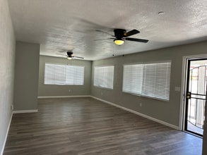 211 W Buena Vista St in Barstow, CA - Building Photo - Building Photo