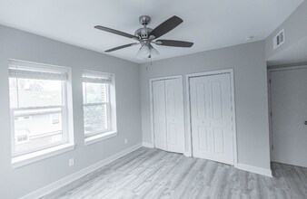 1207 E Armour Blvd in Kansas City, MO - Building Photo - Building Photo