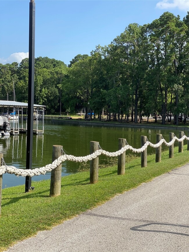 property at 51 Harbour Row Dr