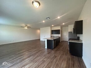 5030 Firefly Hls in Saint Hedwig, TX - Building Photo - Building Photo