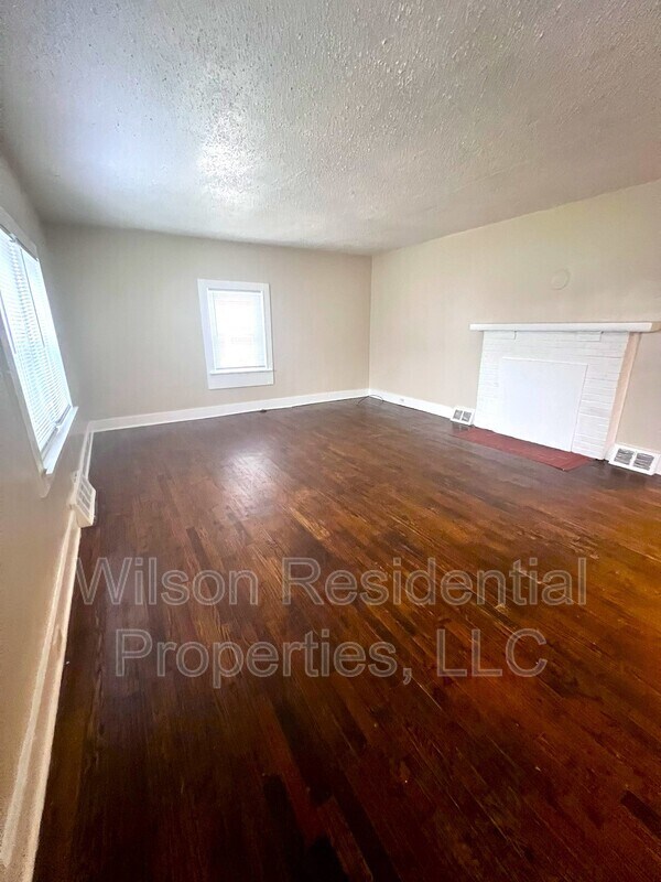 230 Polo Rd in Winston-Salem, NC - Building Photo - Building Photo