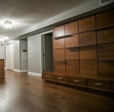 9655 Woods Dr, Unit 1709 in Skokie, IL - Building Photo - Building Photo