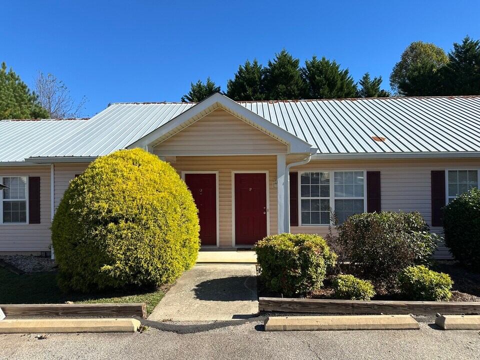 Loving Hill Apartments in Clarkesville, GA - Foto de edificio