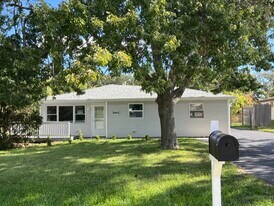 26835 S Linden Ln in Crete, IL - Building Photo