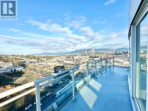 1565 W 6th Ave in Vancouver, BC - Building Photo - Building Photo