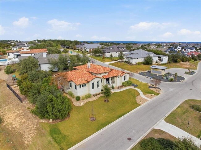 321 Sweet Grass Ln in Lakeway, TX - Building Photo - Building Photo