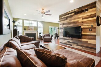 216 Westbrook Dr in Swedesboro, NJ - Building Photo - Building Photo