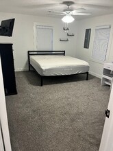 422 Chartrand Ave in Edmond, OK - Foto de edificio - Building Photo