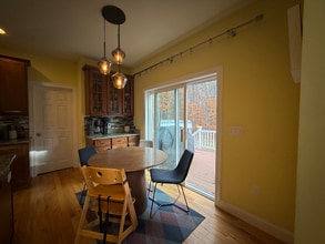 140 Boxwood Ln in Dover, NH - Building Photo - Building Photo