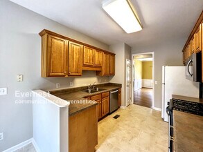 205 Camellia Dr in Chelsea, AL - Building Photo - Building Photo